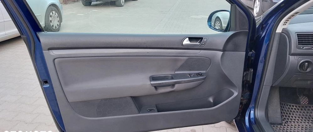 Volkswagen Golf cena 11999 przebieg: 171000, rok produkcji 2005 z Wrocław małe 562